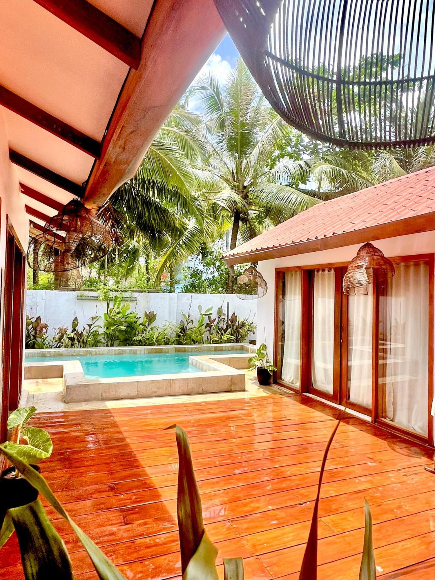 Hotel Lances Right Surfhouse Katiet Exterior foto